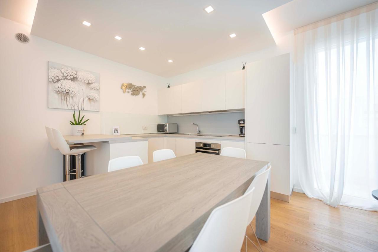 Wave Apartment